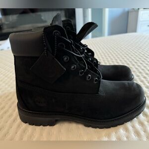 Timberland Men’s 6” Classic Boot size 9 Black